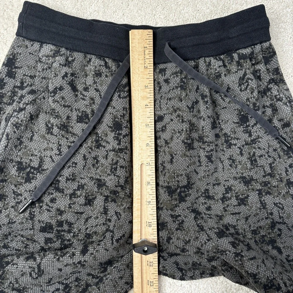 Lululemon Wind Down Joggers Pants Drawstring Athletic Gray‎ Black Men's XS